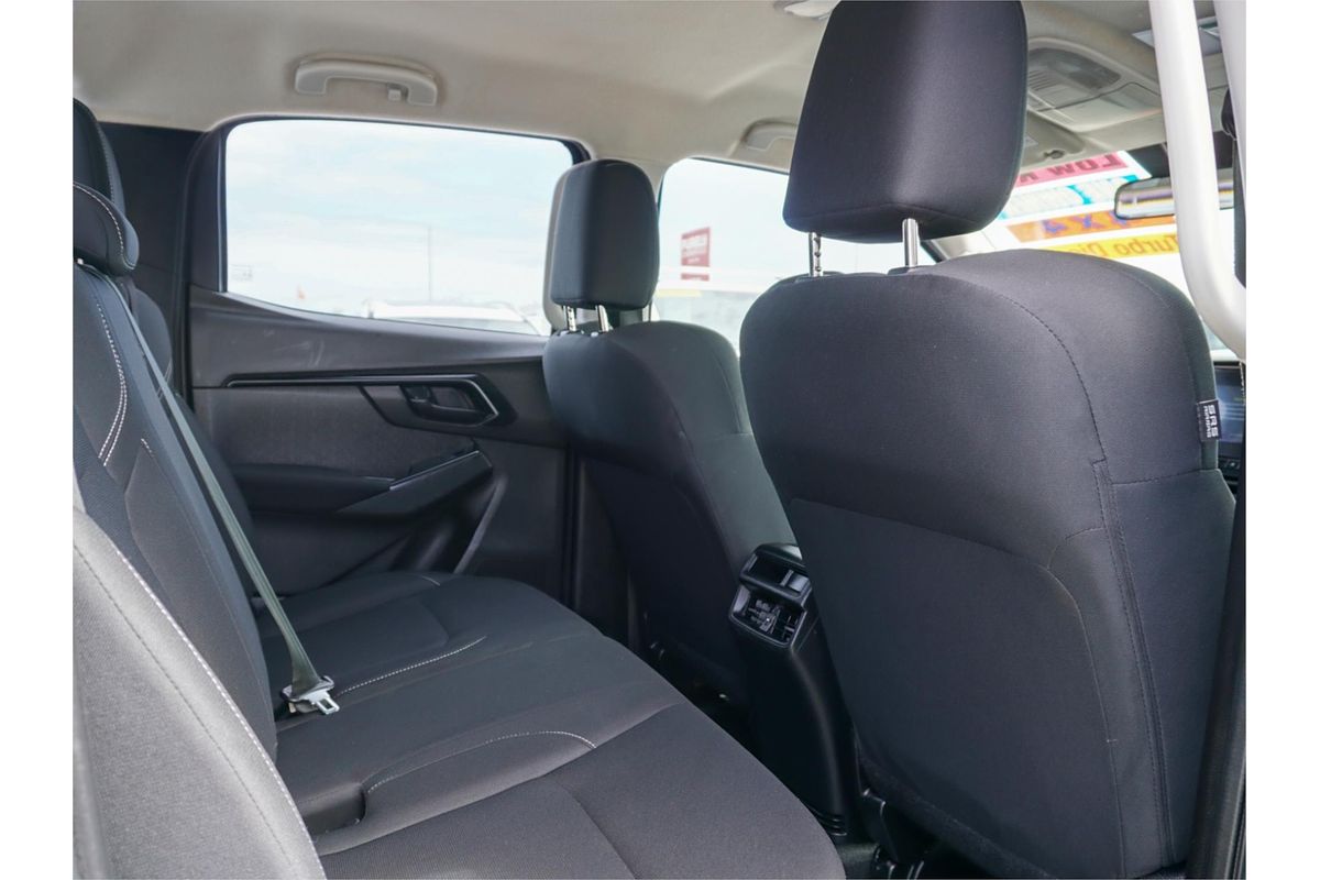 2022 Isuzu D-MAX SX 4X4