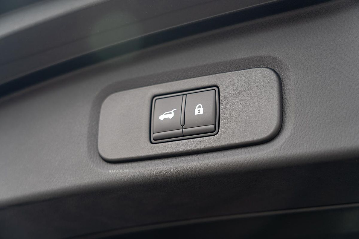 2025 Nissan QASHQAI N-DESIGN e-POWER J12