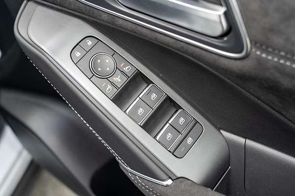 2025 Nissan QASHQAI N-DESIGN e-POWER J12