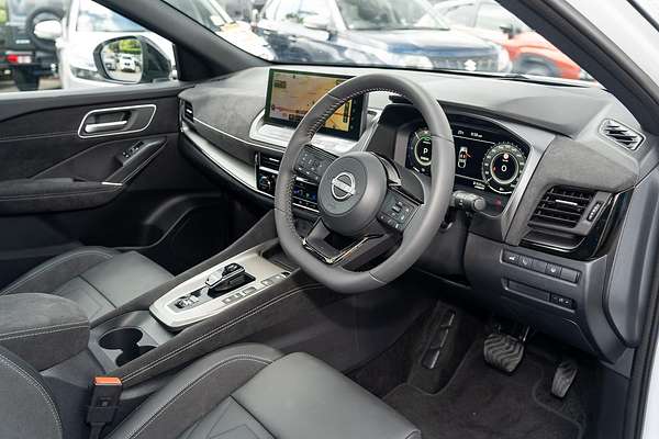 2025 Nissan QASHQAI N-DESIGN e-POWER J12