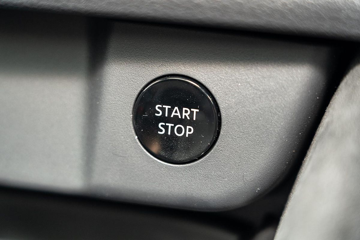 2025 Nissan QASHQAI N-DESIGN e-POWER J12