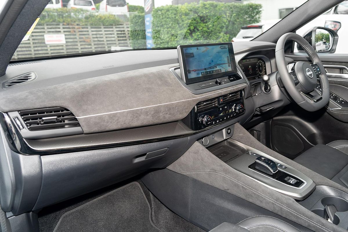 2025 Nissan QASHQAI N-DESIGN e-POWER J12