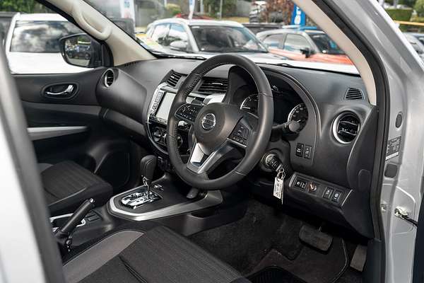2024 Nissan Navara ST D23 4X4