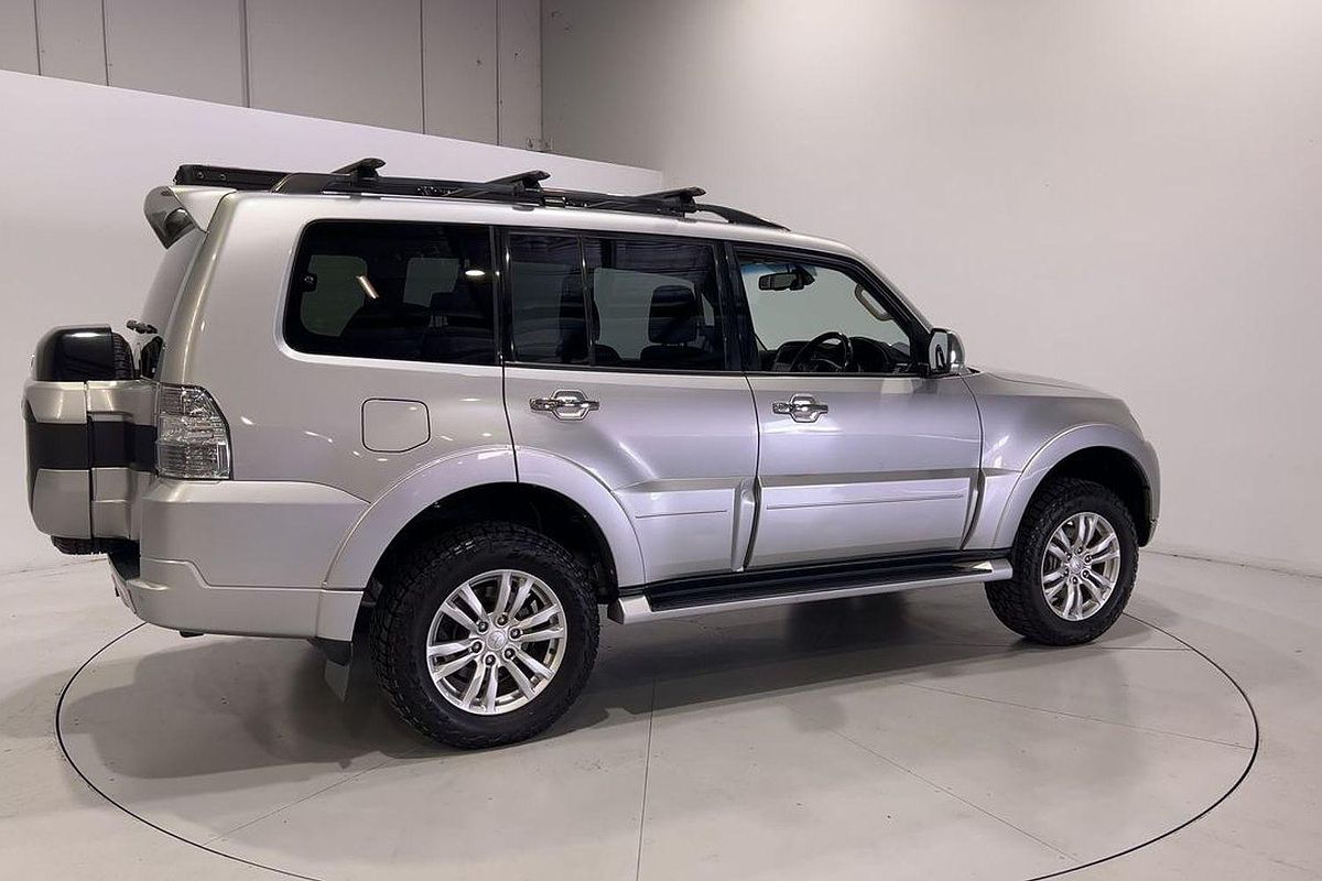 2020 Mitsubishi Pajero GLS NX