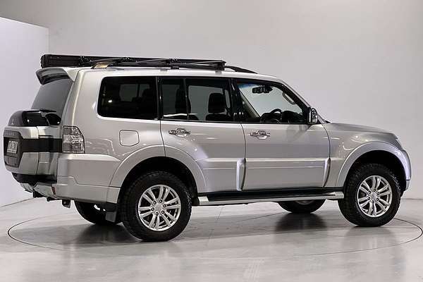 2020 Mitsubishi Pajero GLS NX