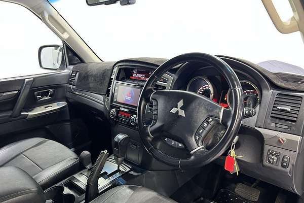 2020 Mitsubishi Pajero GLS NX