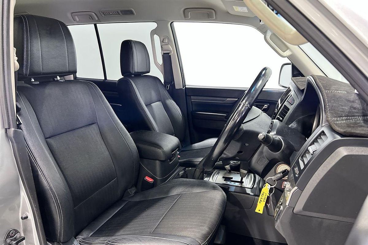 2020 Mitsubishi Pajero GLS NX