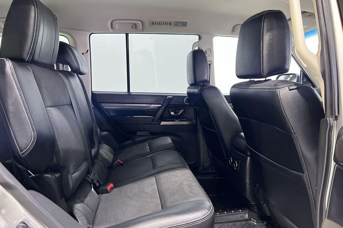 2020 Mitsubishi Pajero GLS NX