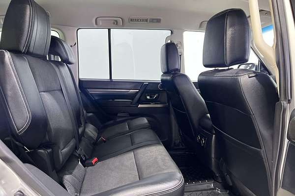 2020 Mitsubishi Pajero GLS NX