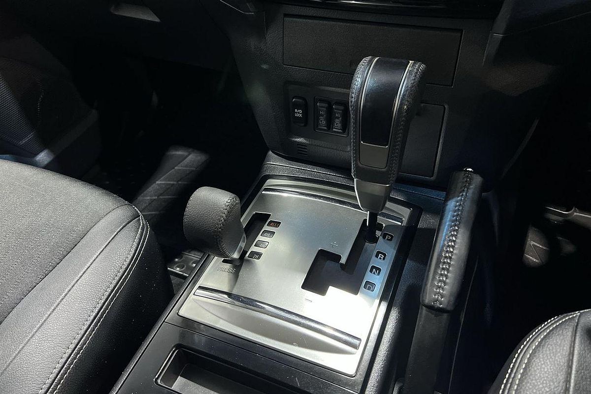 2020 Mitsubishi Pajero GLS NX