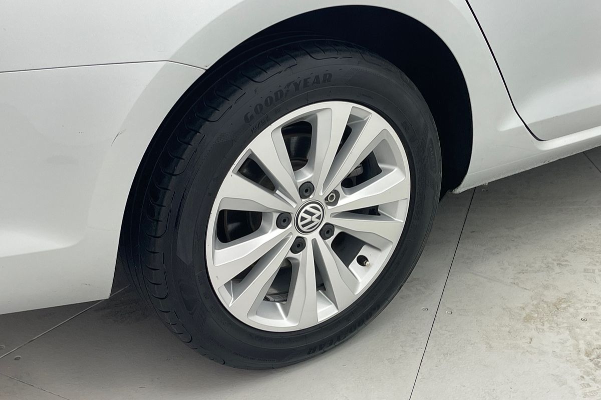 2015 Volkswagen Golf 90TSI Comfortline 7