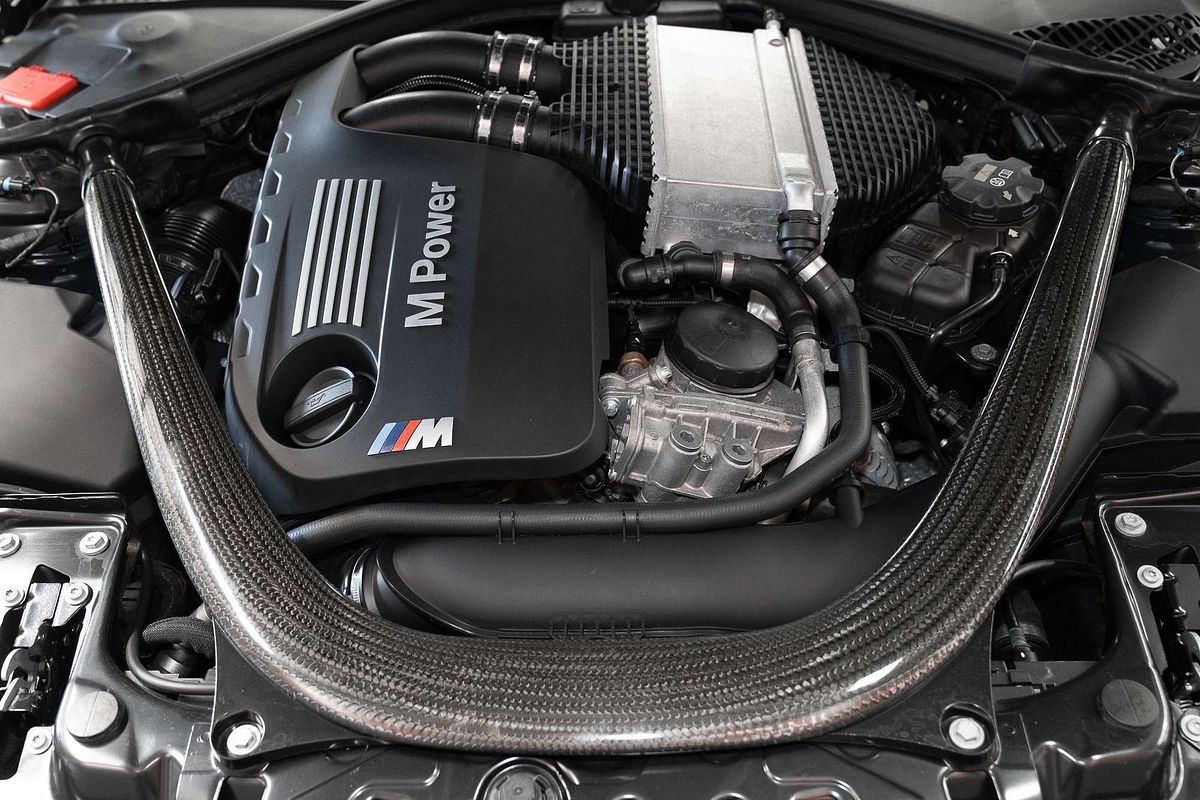 2016 BMW M4  F83