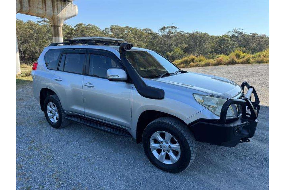 2010 Toyota Landcruiser GXL VDJ200R