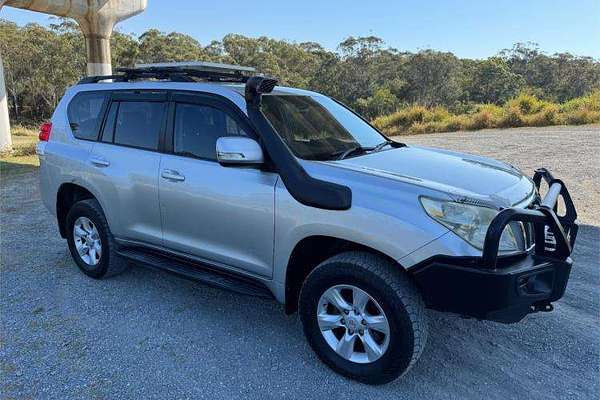 2010 Toyota Landcruiser GXL VDJ200R