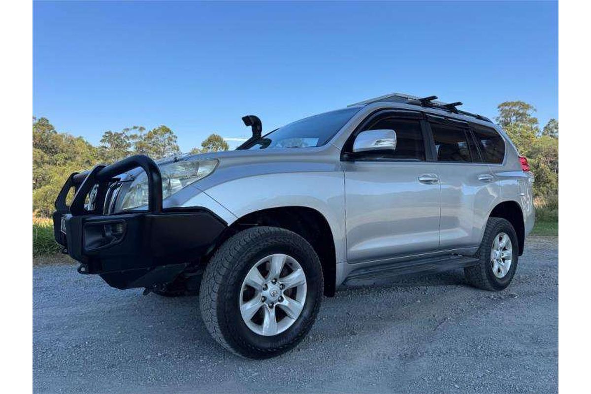 2010 Toyota Landcruiser GXL VDJ200R