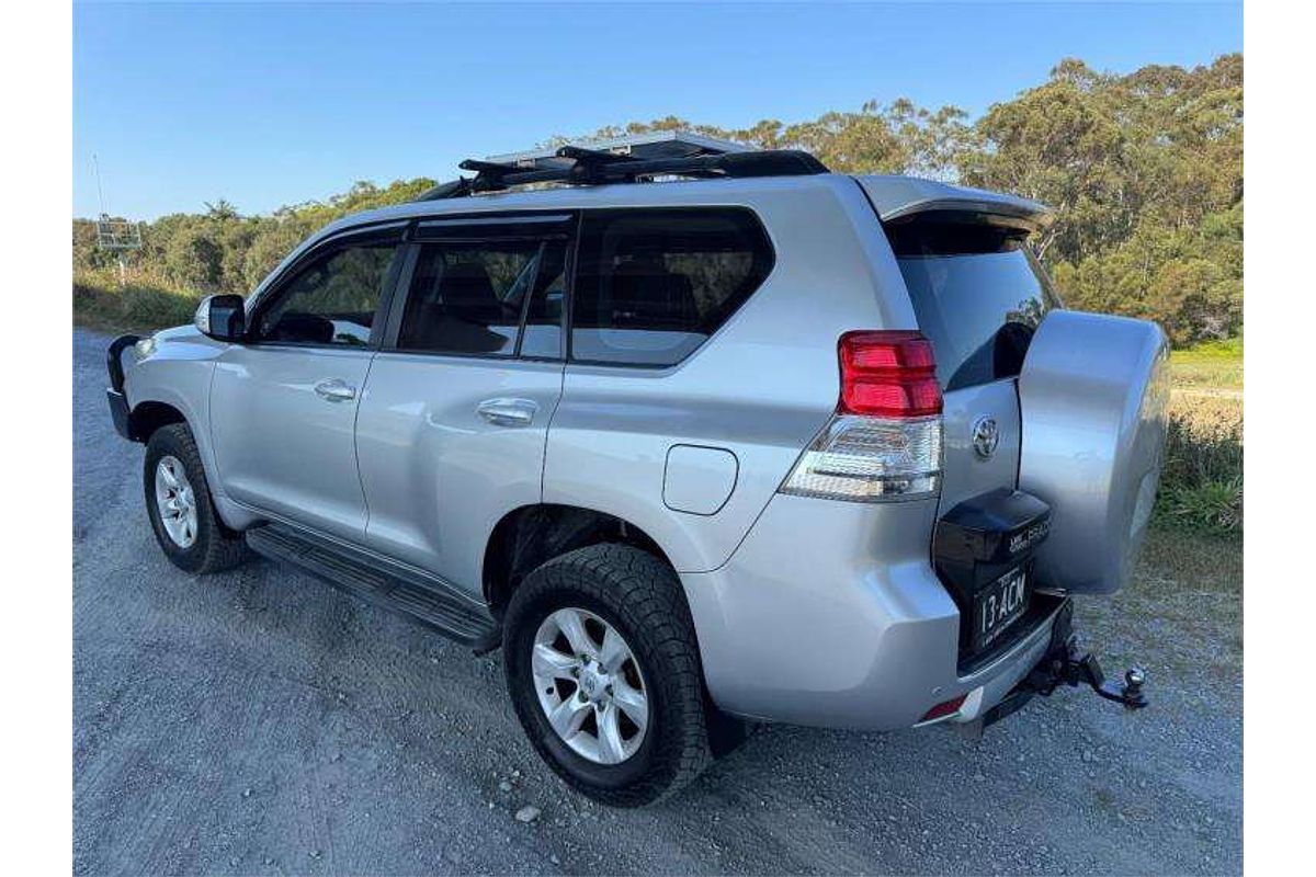2010 Toyota Landcruiser GXL VDJ200R