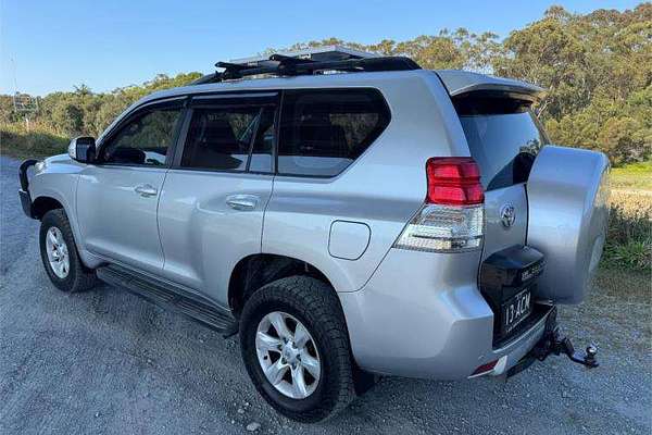 2010 Toyota Landcruiser GXL VDJ200R