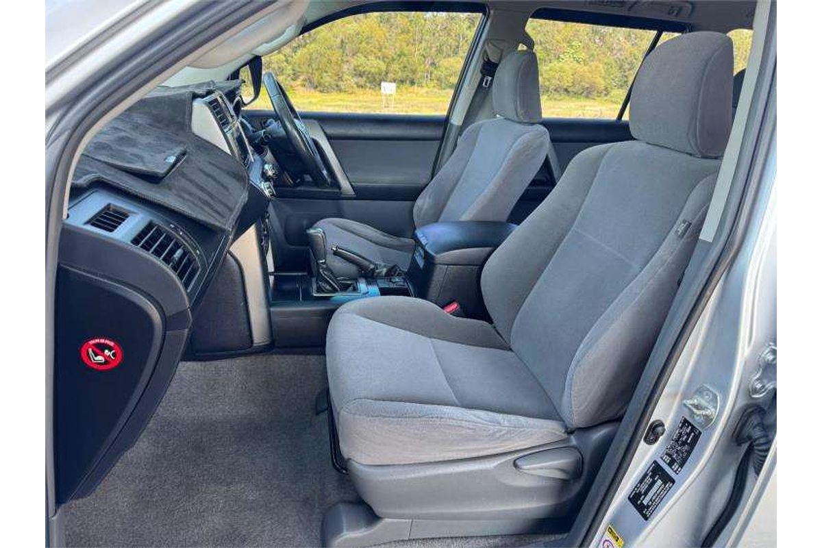 2010 Toyota Landcruiser GXL VDJ200R
