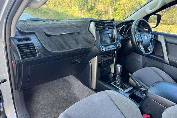 2010 Toyota Landcruiser GXL VDJ200R