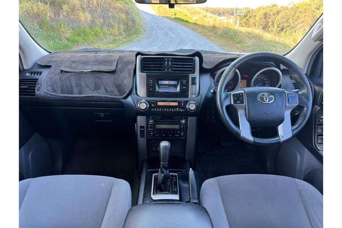 2010 Toyota Landcruiser GXL VDJ200R