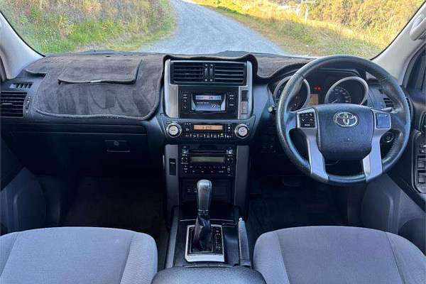2010 Toyota Landcruiser GXL VDJ200R