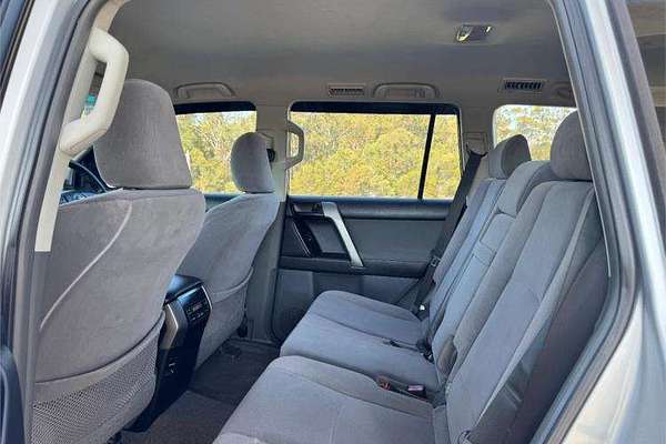 2010 Toyota Landcruiser GXL VDJ200R