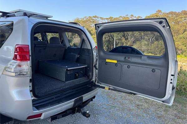 2010 Toyota Landcruiser GXL VDJ200R