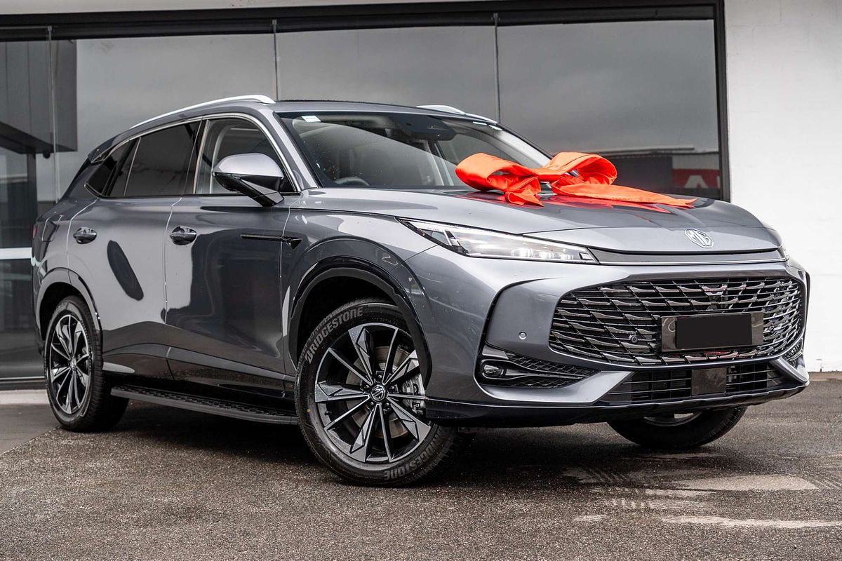 2025 MG HS Super Hybrid Essence AS33P