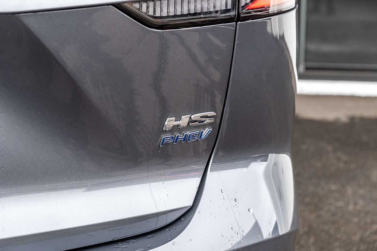 2025 MG HS Super Hybrid Essence AS33P