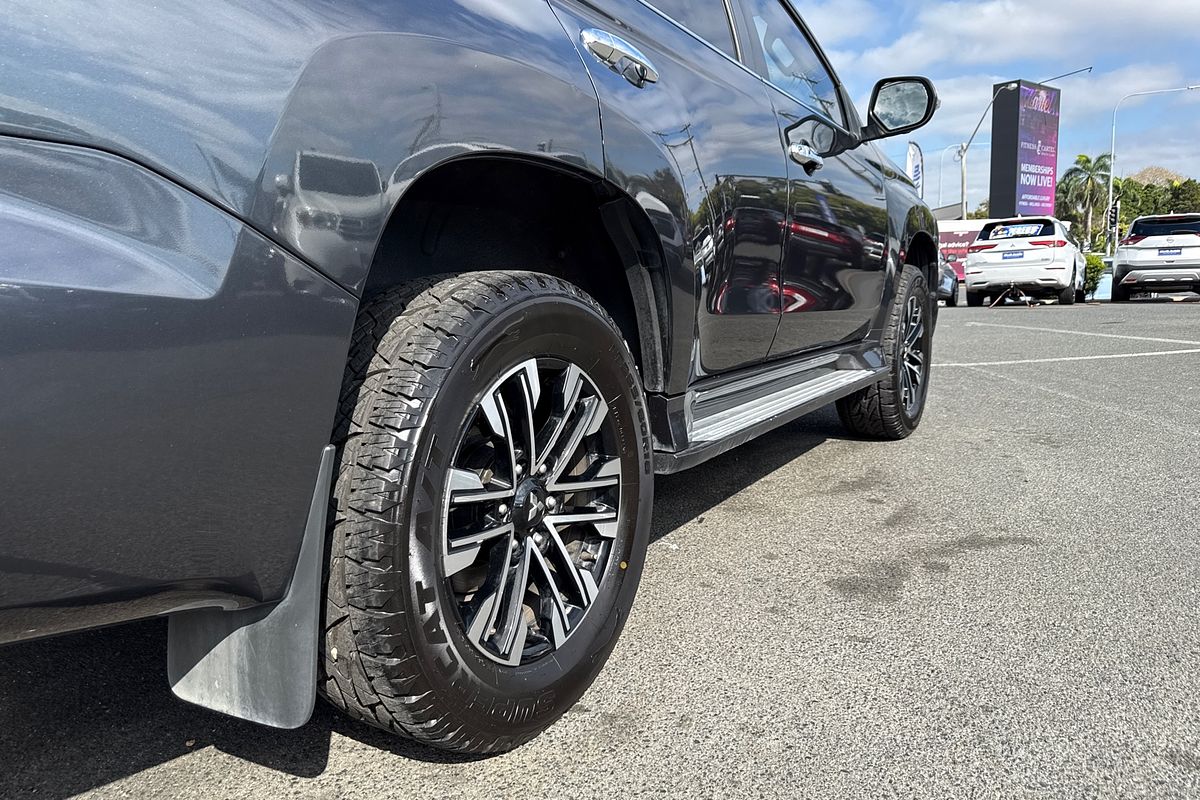 2022 Mitsubishi Pajero Sport GLS QF