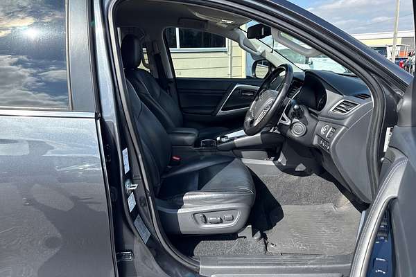 2022 Mitsubishi Pajero Sport GLS QF