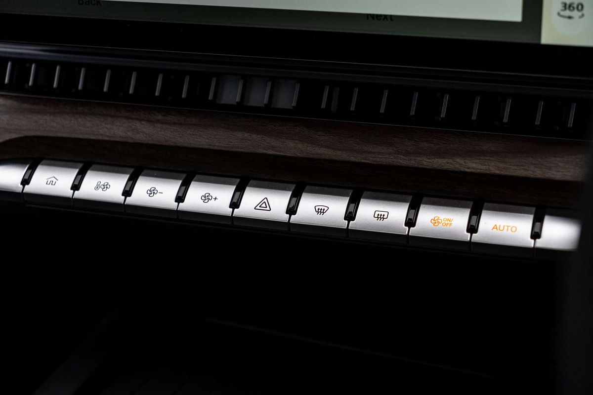 2025 MG QS Excite IS31