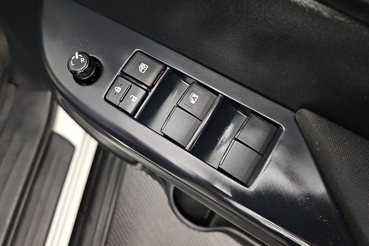 2022 Toyota Hilux SR GUN126R 4X4