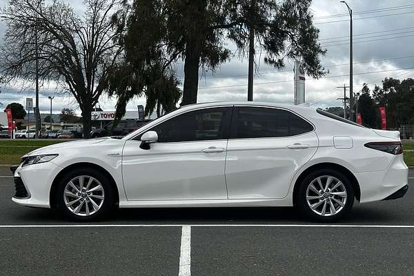 2021 Toyota Camry Ascent AXVH70R