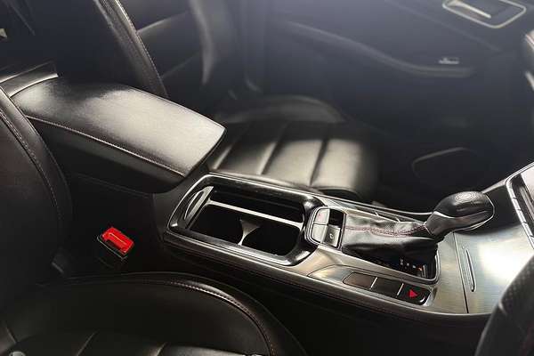 2022 MG HS Vibe SAS23