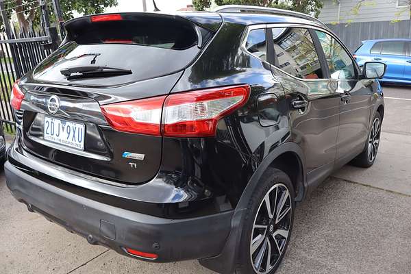 2015 Nissan QASHQAI Ti J11