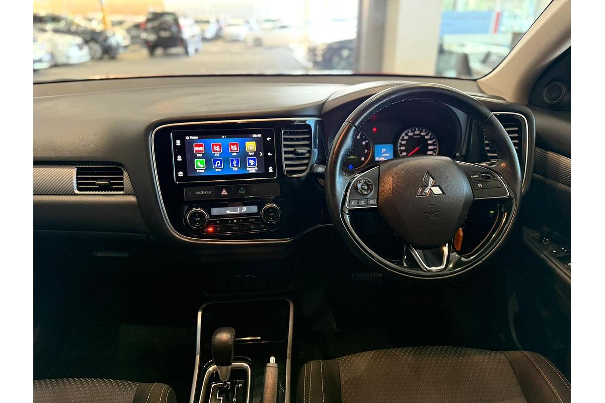 2017 Mitsubishi Outlander LS ZK