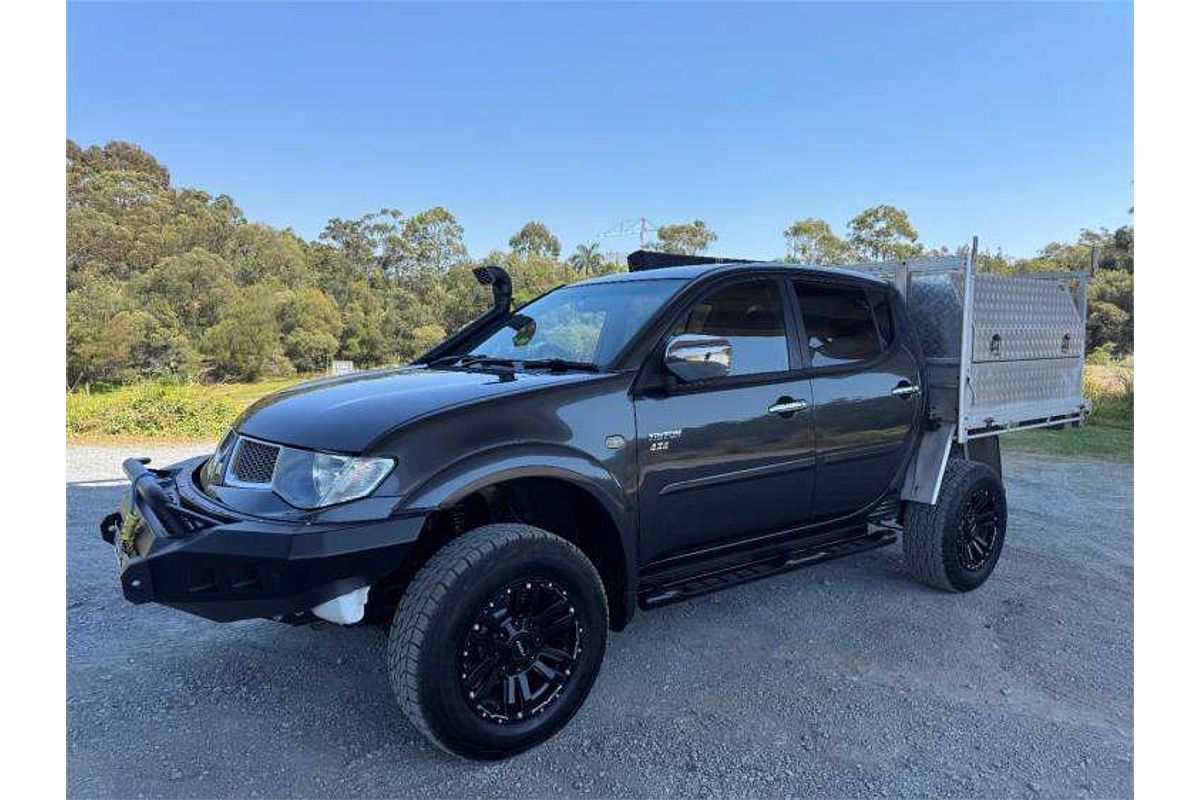 2011 Mitsubishi Triton GLX-R MN 4X4