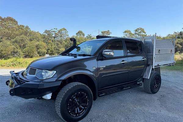 2011 Mitsubishi Triton GLX-R MN 4X4