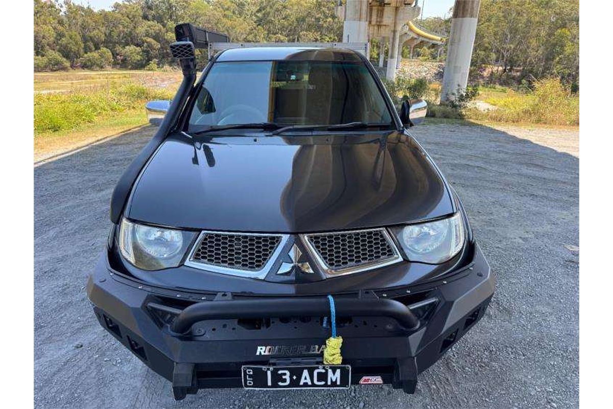 2011 Mitsubishi Triton GLX-R MN 4X4
