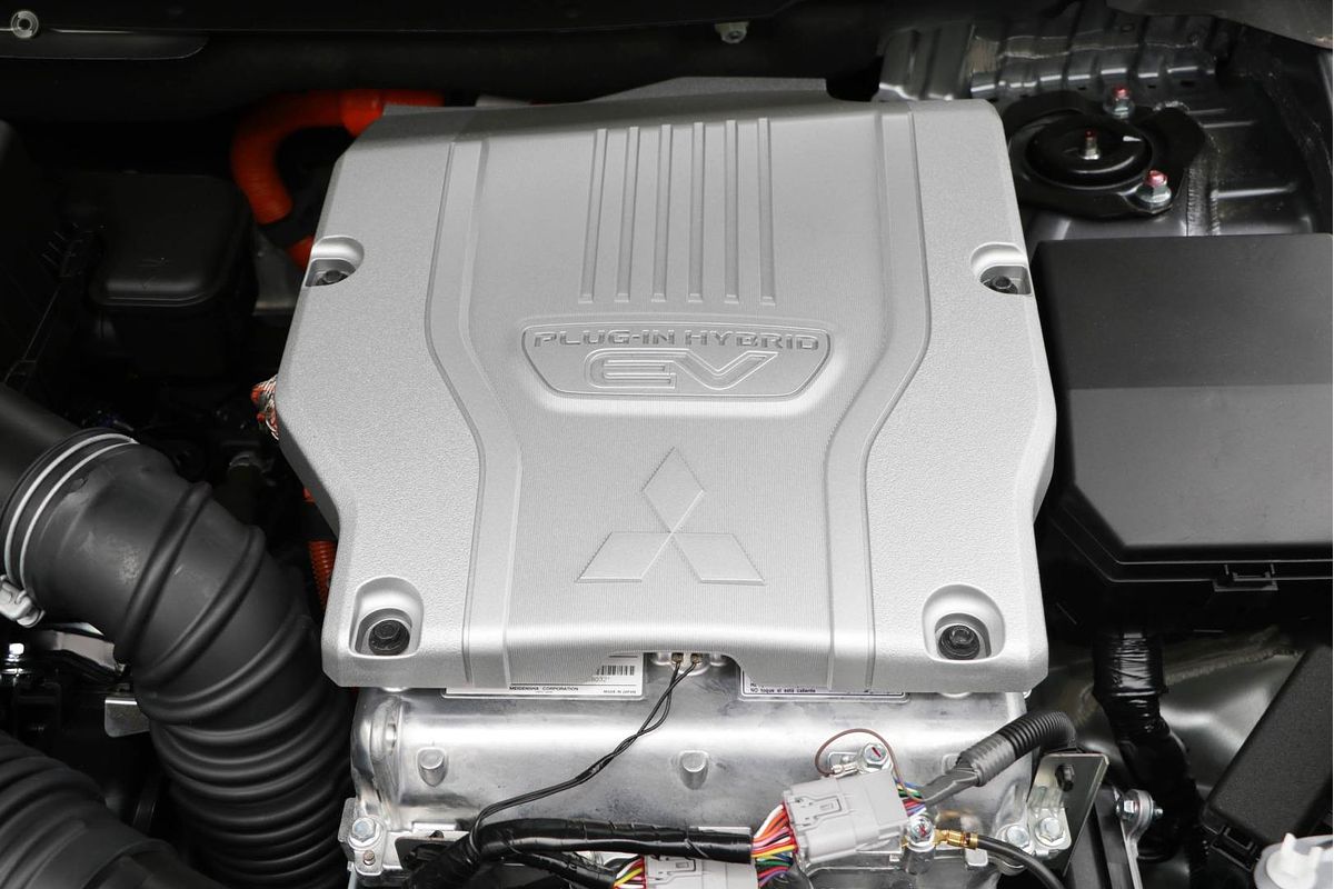 2024 Mitsubishi Eclipse Cross PHEV Exceed YB