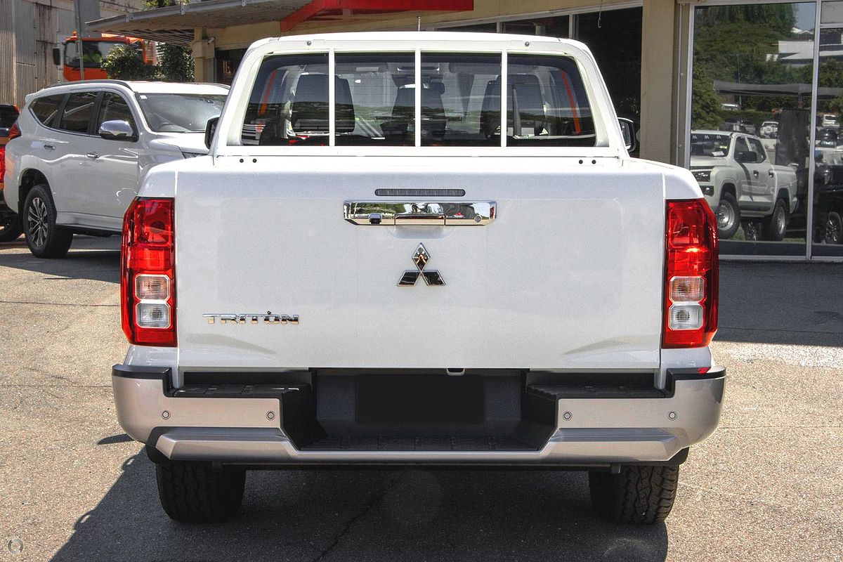 2025 Mitsubishi Triton GLX MV 4X4