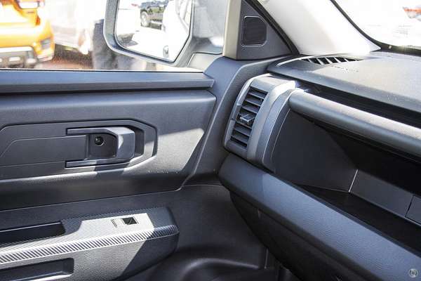 2025 Mitsubishi Triton GLX MV 4X4