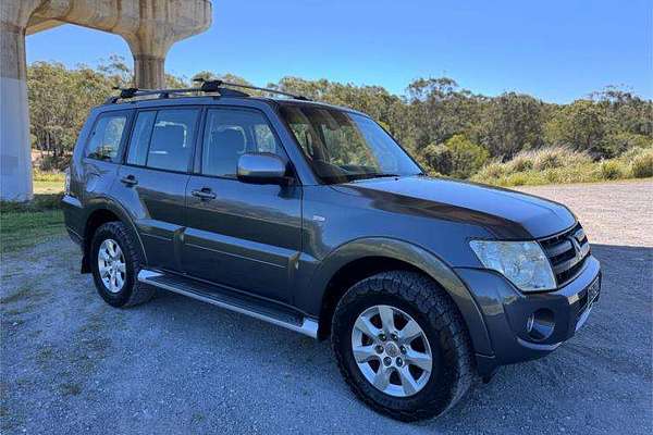 2013 Mitsubishi Pajero GLX-R NW