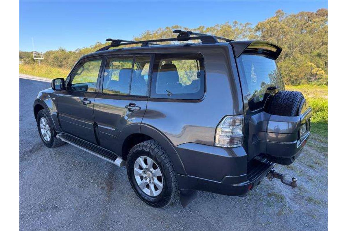 2013 Mitsubishi Pajero GLX-R NW