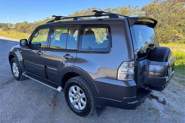2013 Mitsubishi Pajero GLX-R NW
