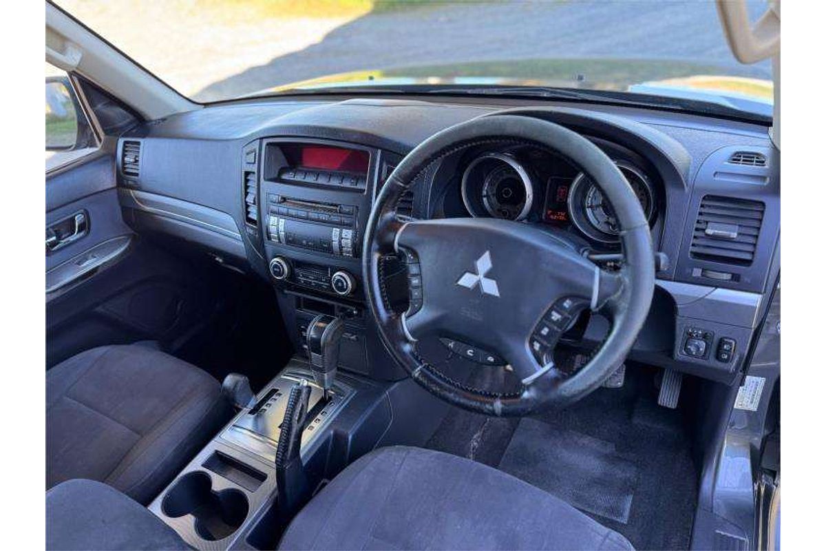 2013 Mitsubishi Pajero GLX-R NW