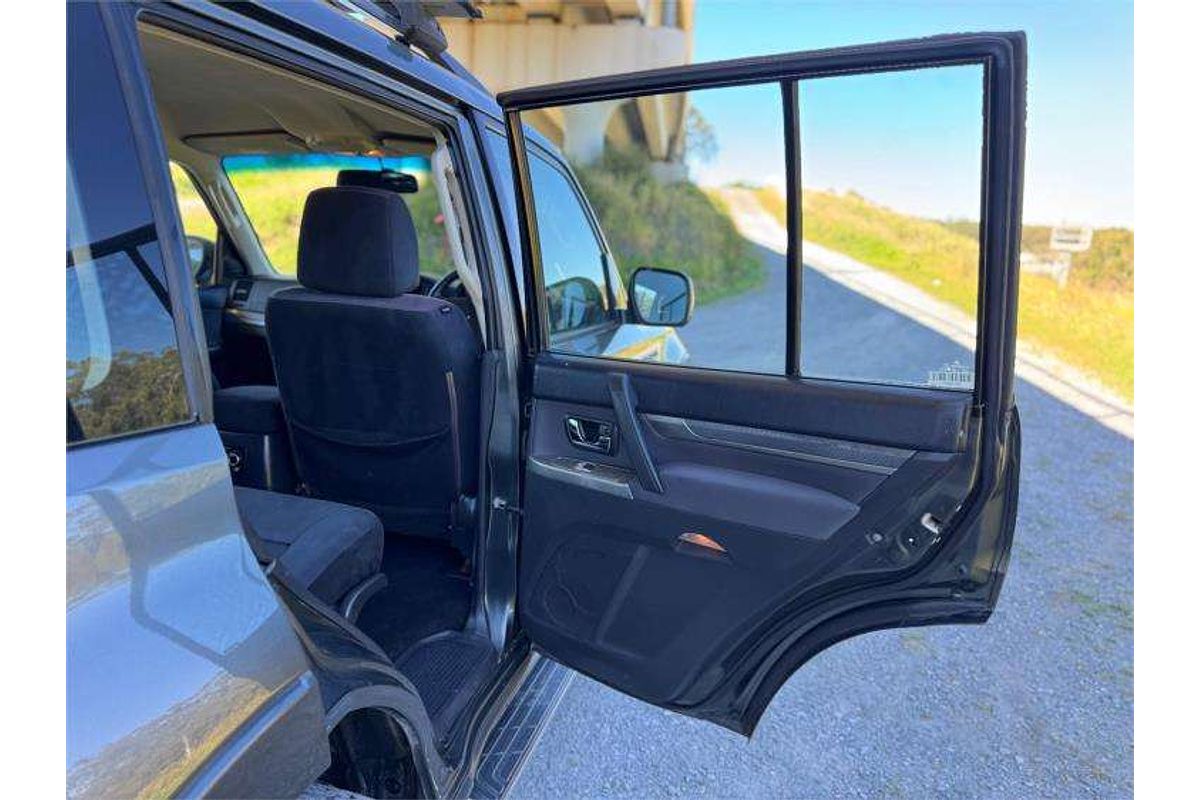 2013 Mitsubishi Pajero GLX-R NW