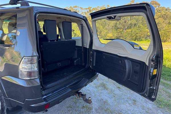 2013 Mitsubishi Pajero GLX-R NW