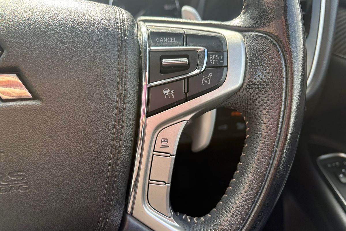 2019 Mitsubishi Outlander PHEV Exceed ZL
